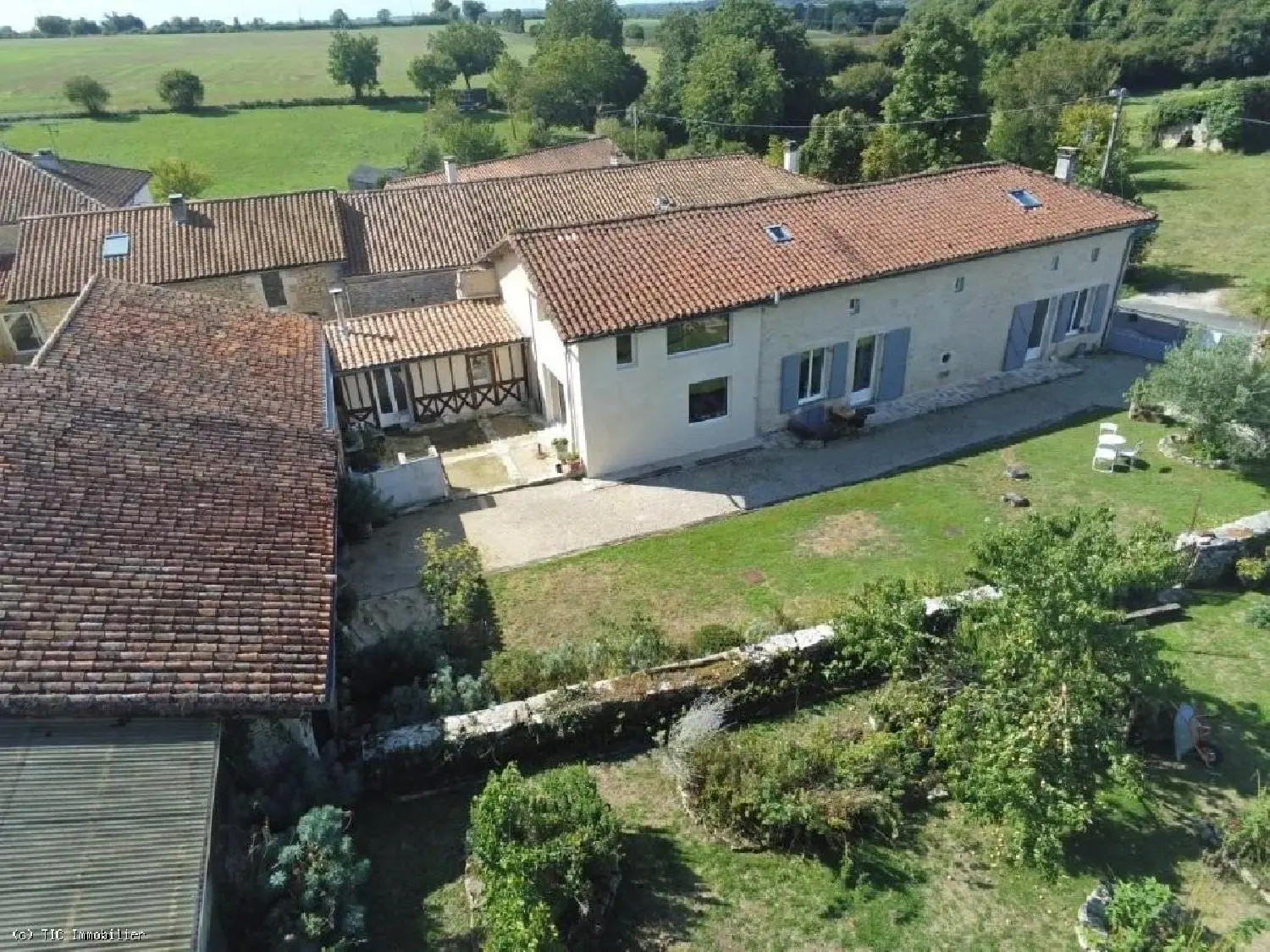  kaufen Haus Moutardon Charente 2