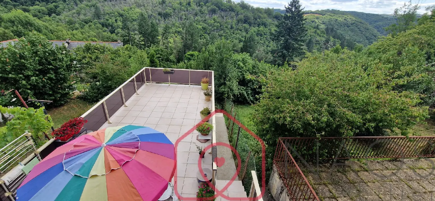  à vendre maison Najac Aveyron 1