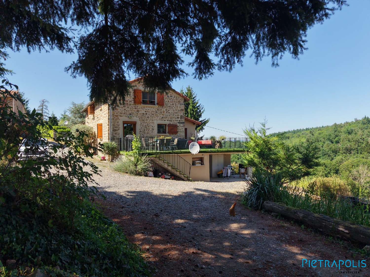  for sale house Neaux Loire 1