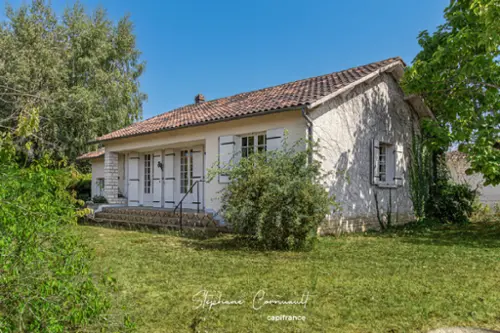 Neuvic Dordogne house foto 7133658