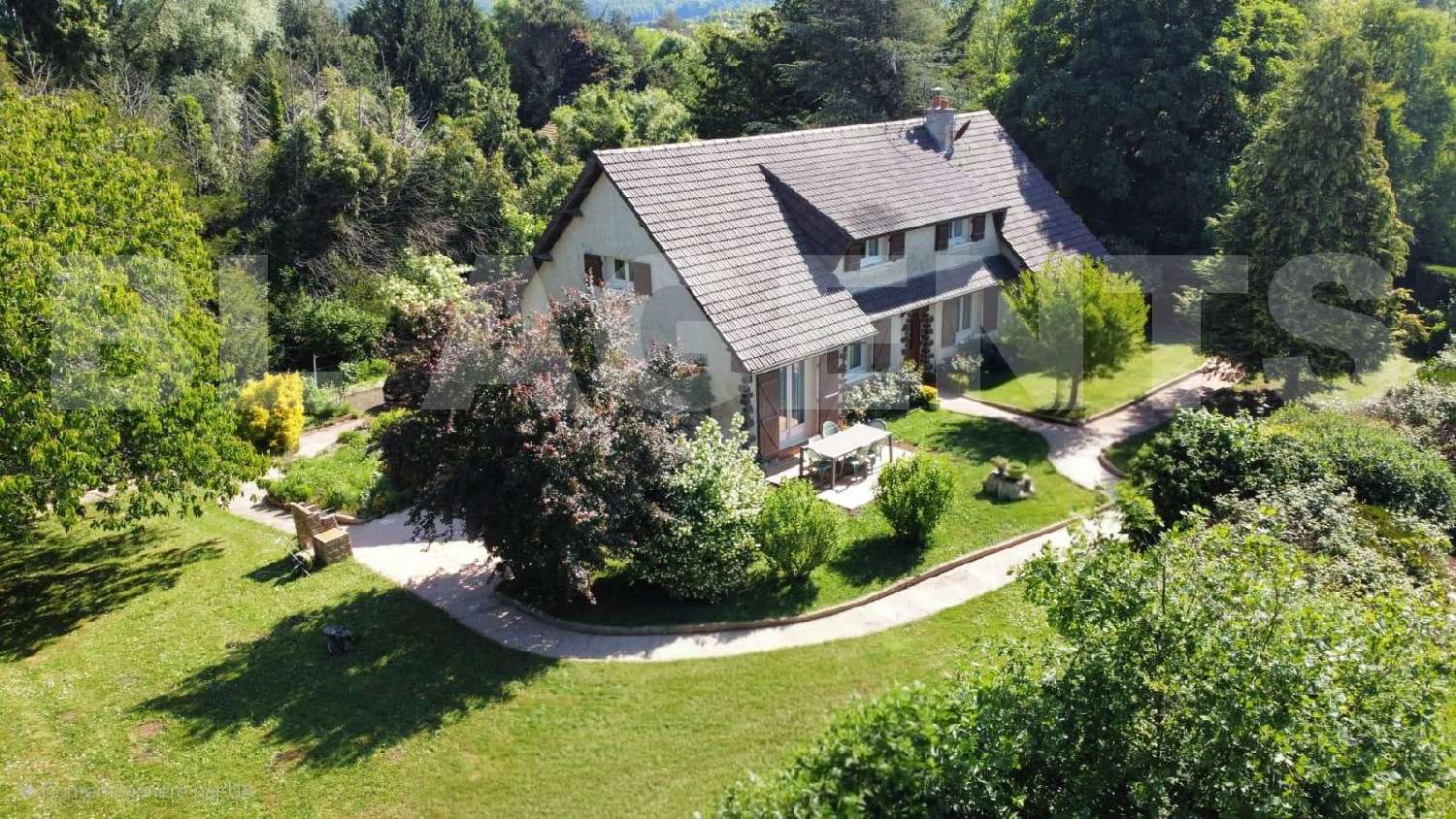  te koop huis Neuville-sur-Sarthe Sarthe 1
