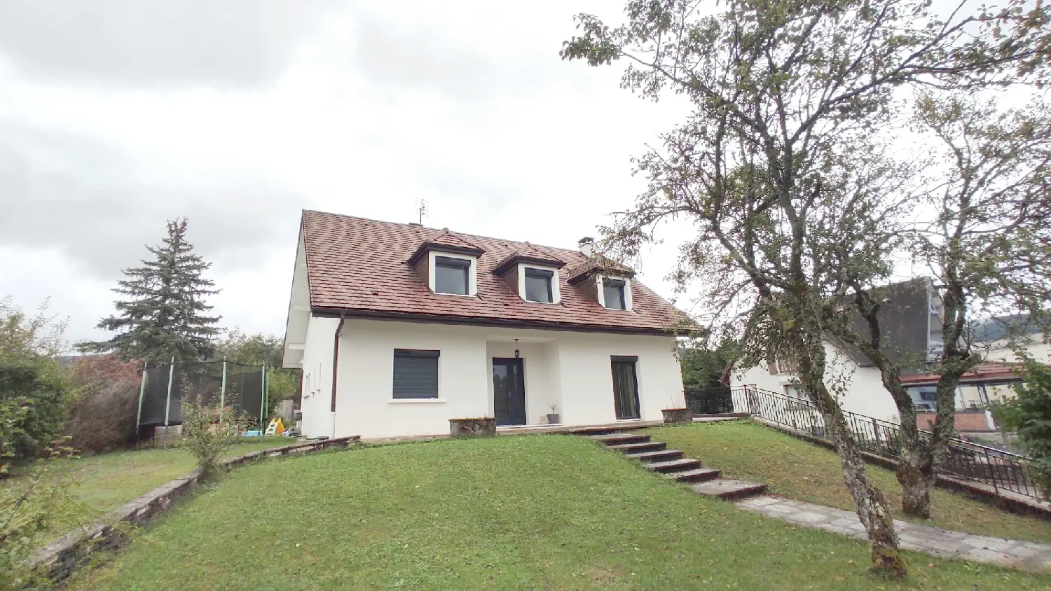  en venta casa Oyonnax Ain 1