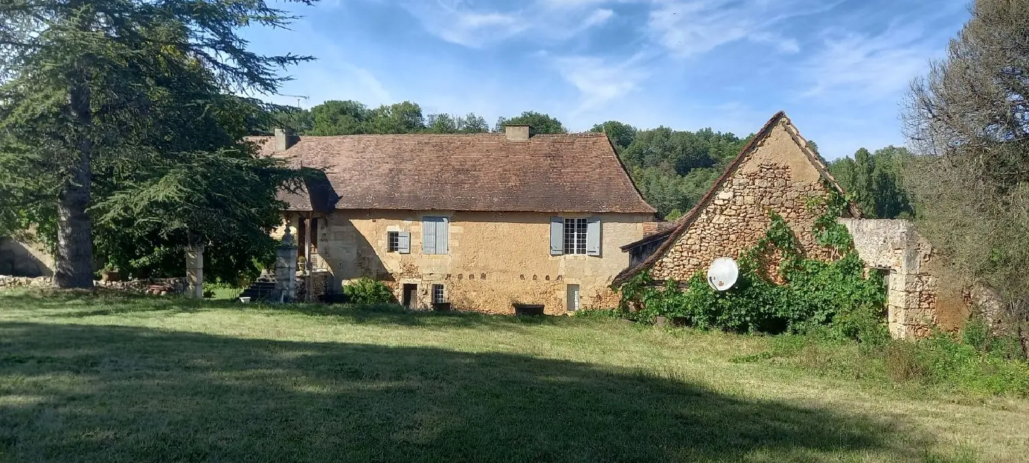  te koop huis Queyssac Dordogne 2
