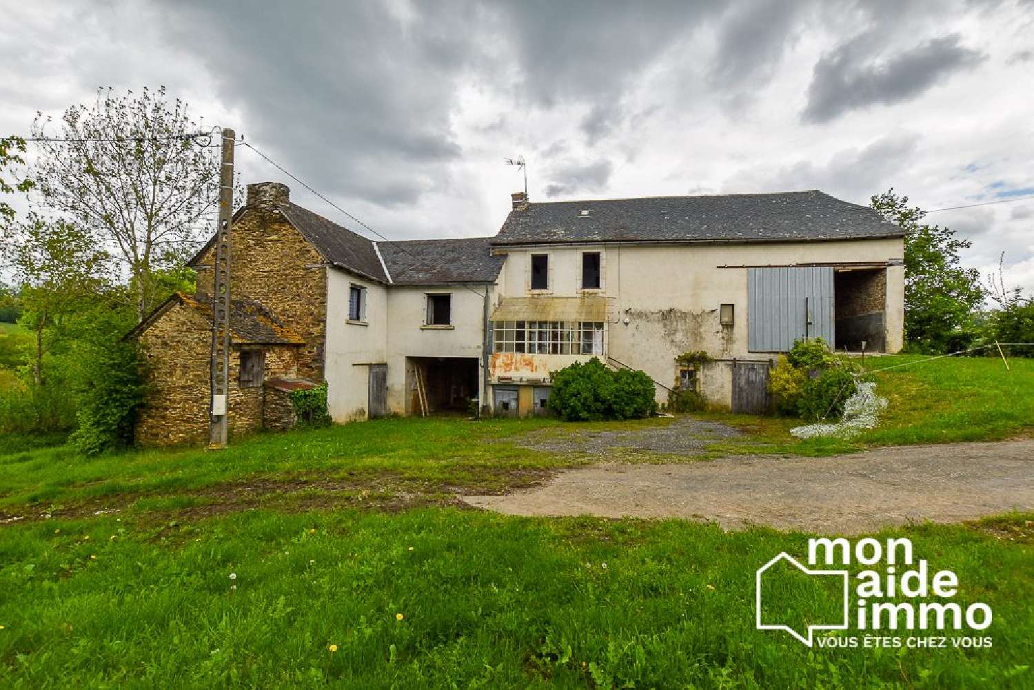  te koop huis Quins Aveyron 1