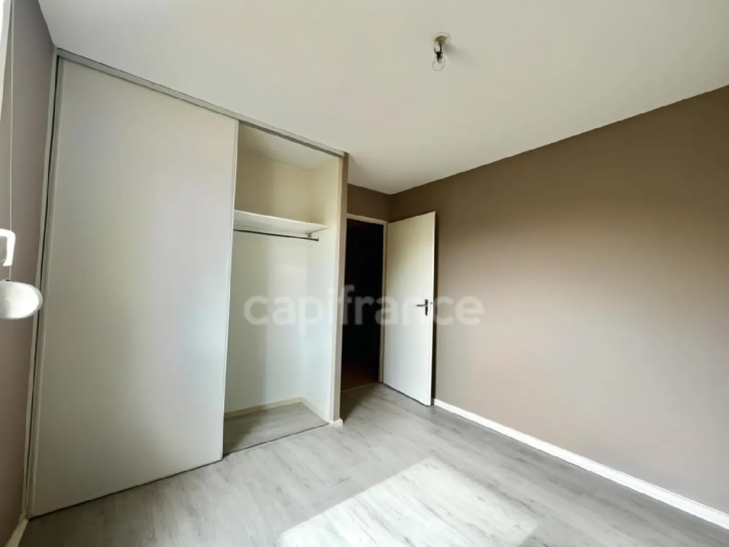  for sale house Riorges Loire 4