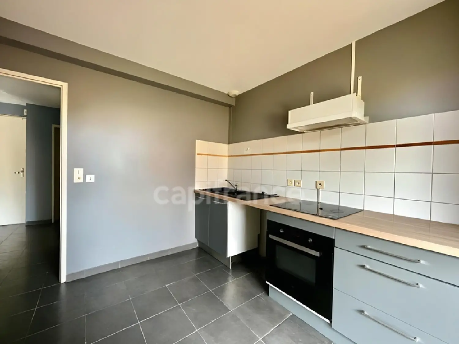  for sale house Riorges Loire 5