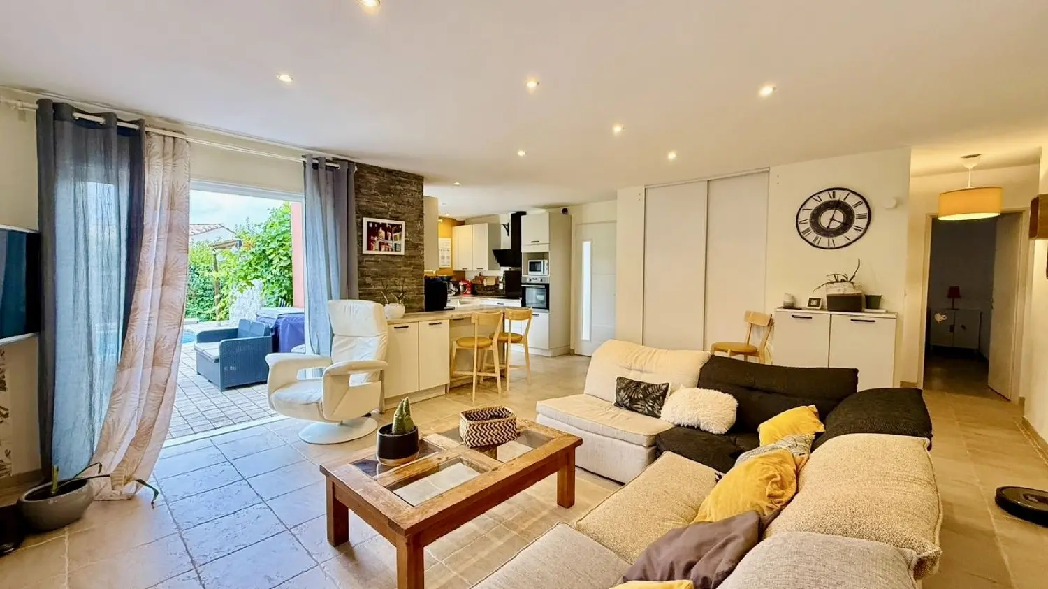  for sale house Roujan Hérault 1