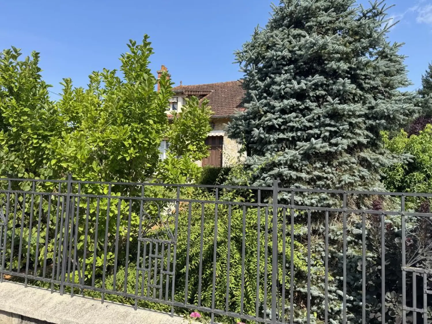  te koop huis Saint-Amand-Montrond Cher 2