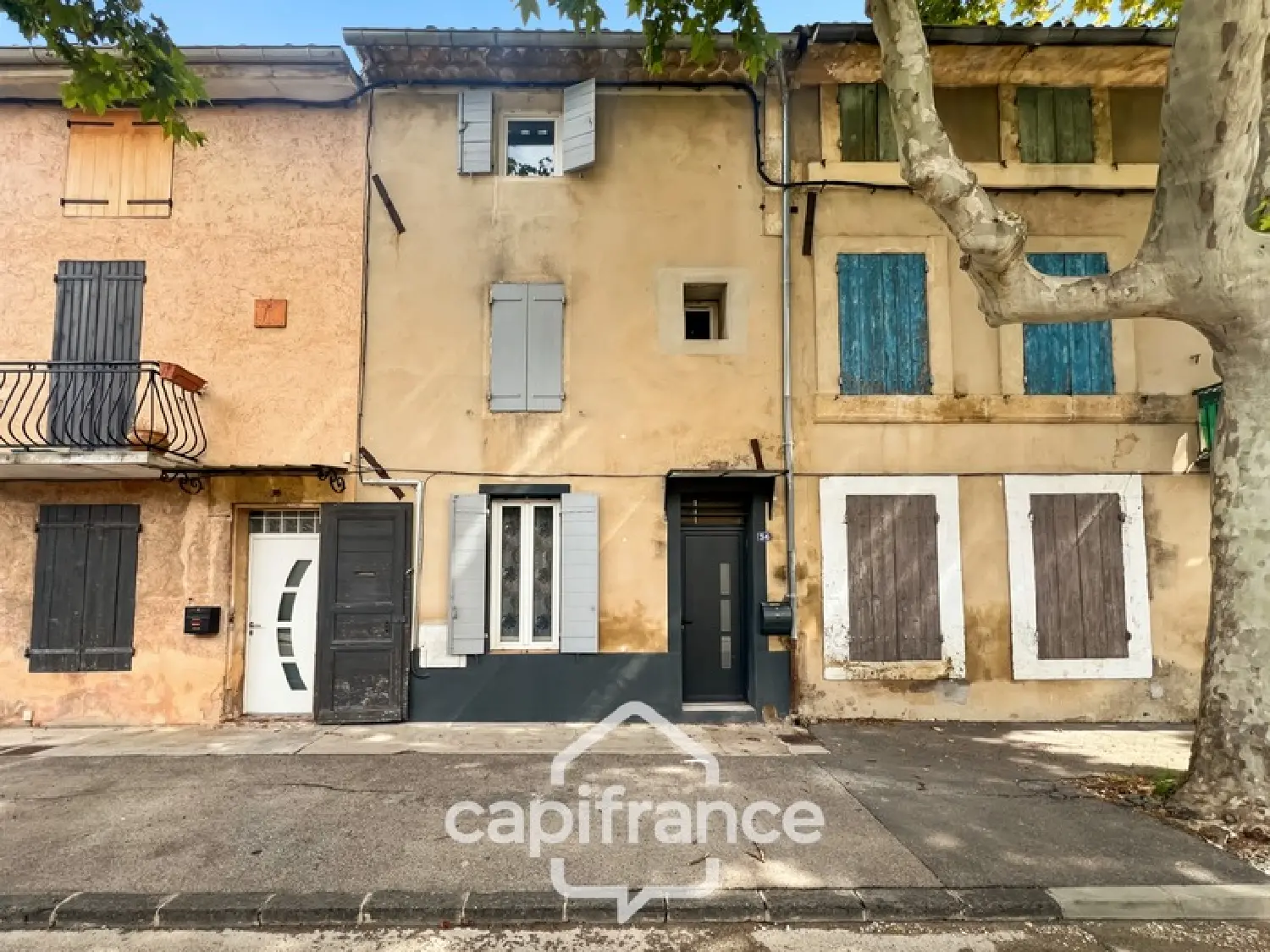  te koop huis Saint-Cannat Bouches-du-Rhône 2