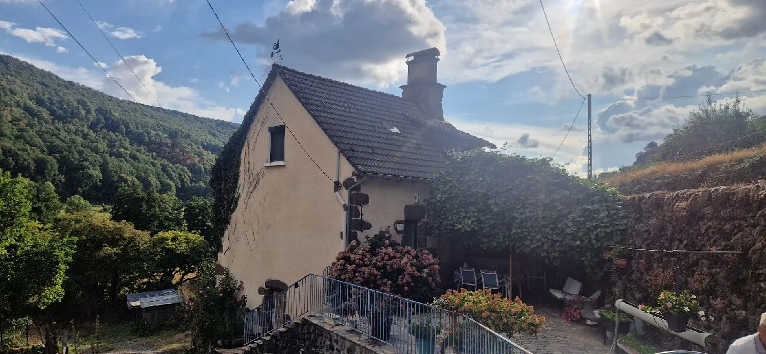  te koop huis Saint-Chamant Cantal 1