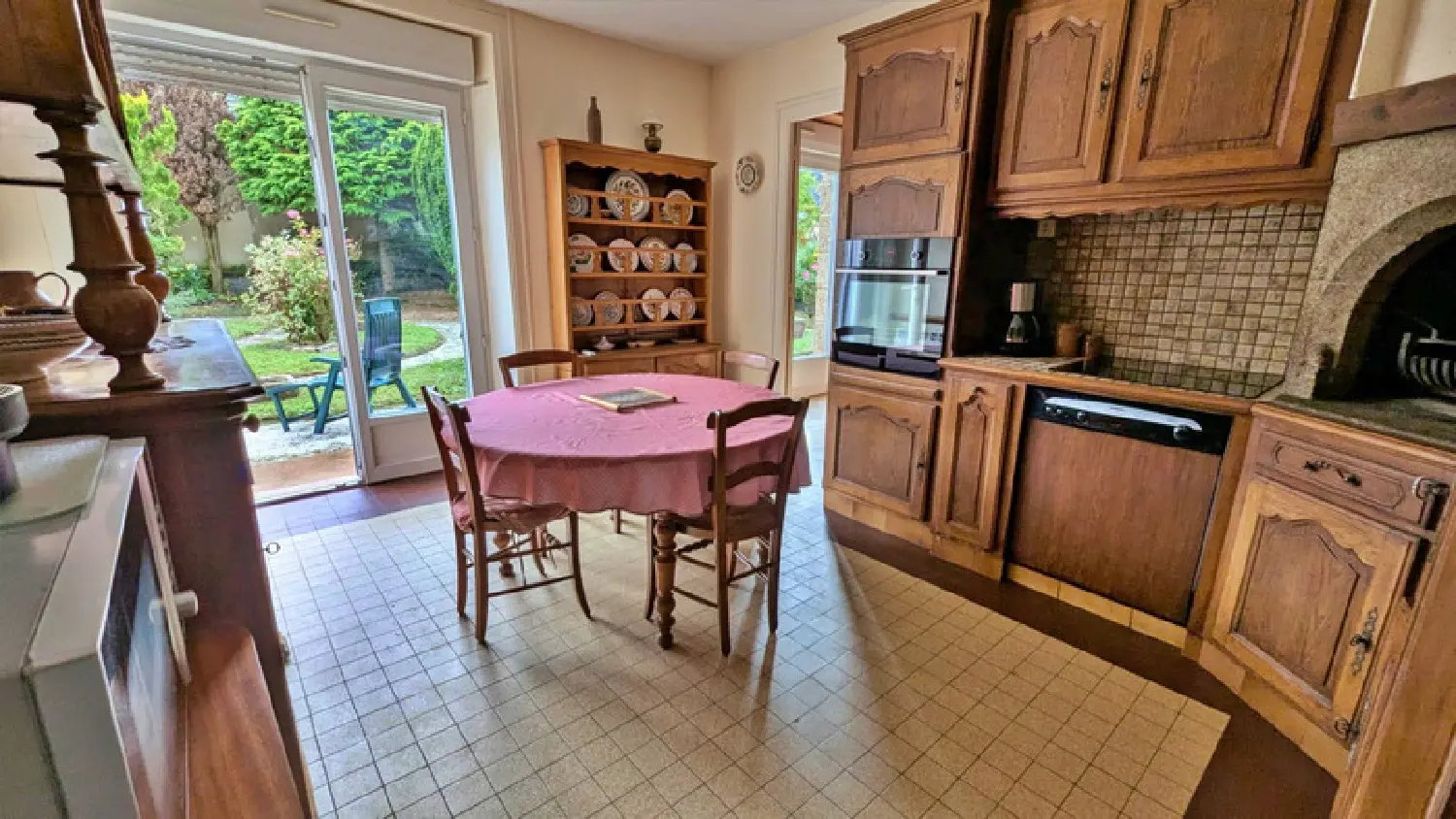  for sale house Saint-Hilaire-des-Landes Ille-et-Vilaine 7