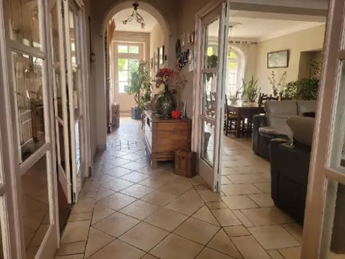 Saint-Jean-d'Angély Charente-Maritime huis foto 7135271