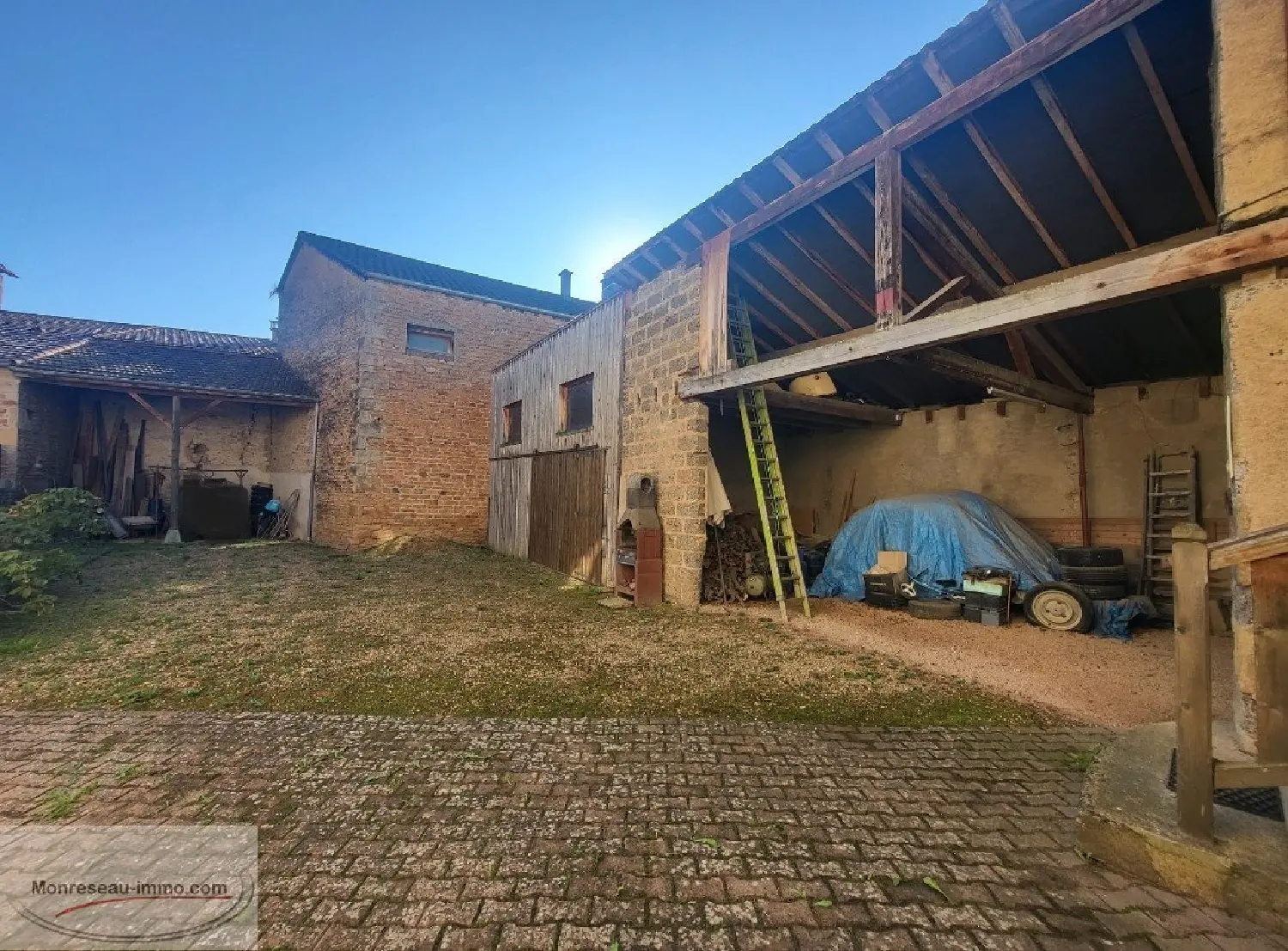  à vendre maison Saint-Jean-le-Priche Saône-et-Loire 4