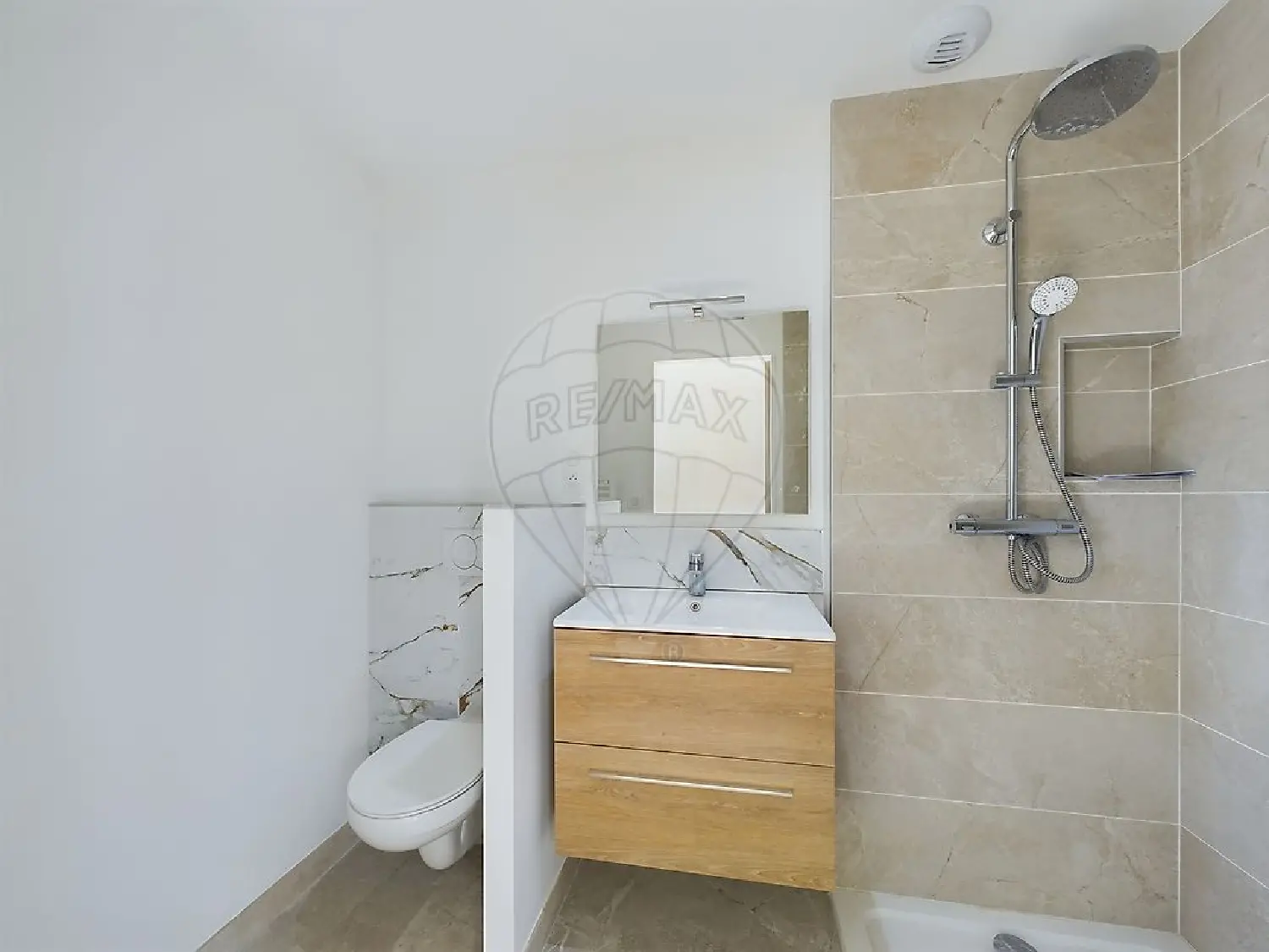  à vendre maison Saint-Laurent-de-la-Prée Charente-Maritime 8