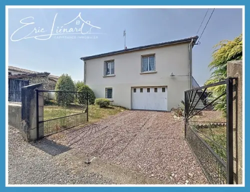 Saint-Martin-de-Saint-Maixent Deux-Sèvres huis foto 7130903