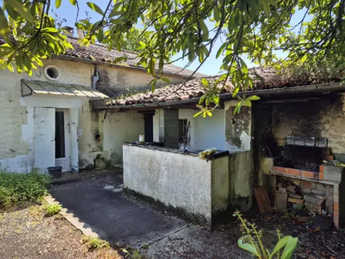 Saint-Séverin-sur-Boutonne Charente-Maritime huis foto 7129309