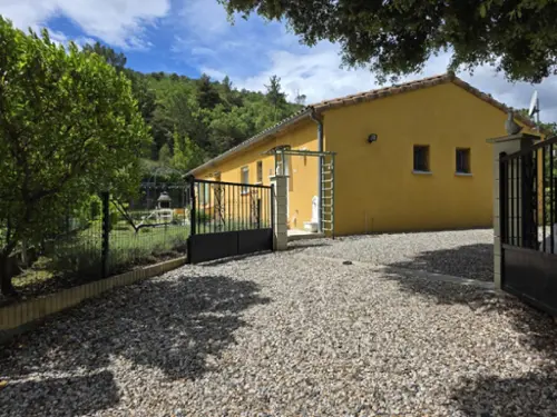 Salavas Ardeche casa foto