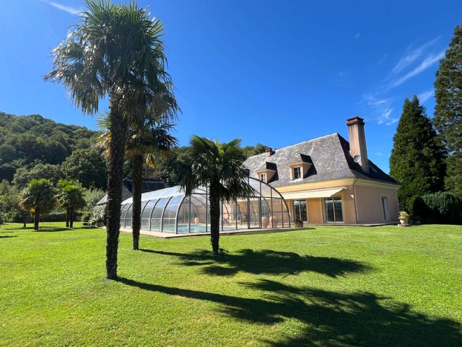  te koop huis Ségus Hautes-Pyrénées 1