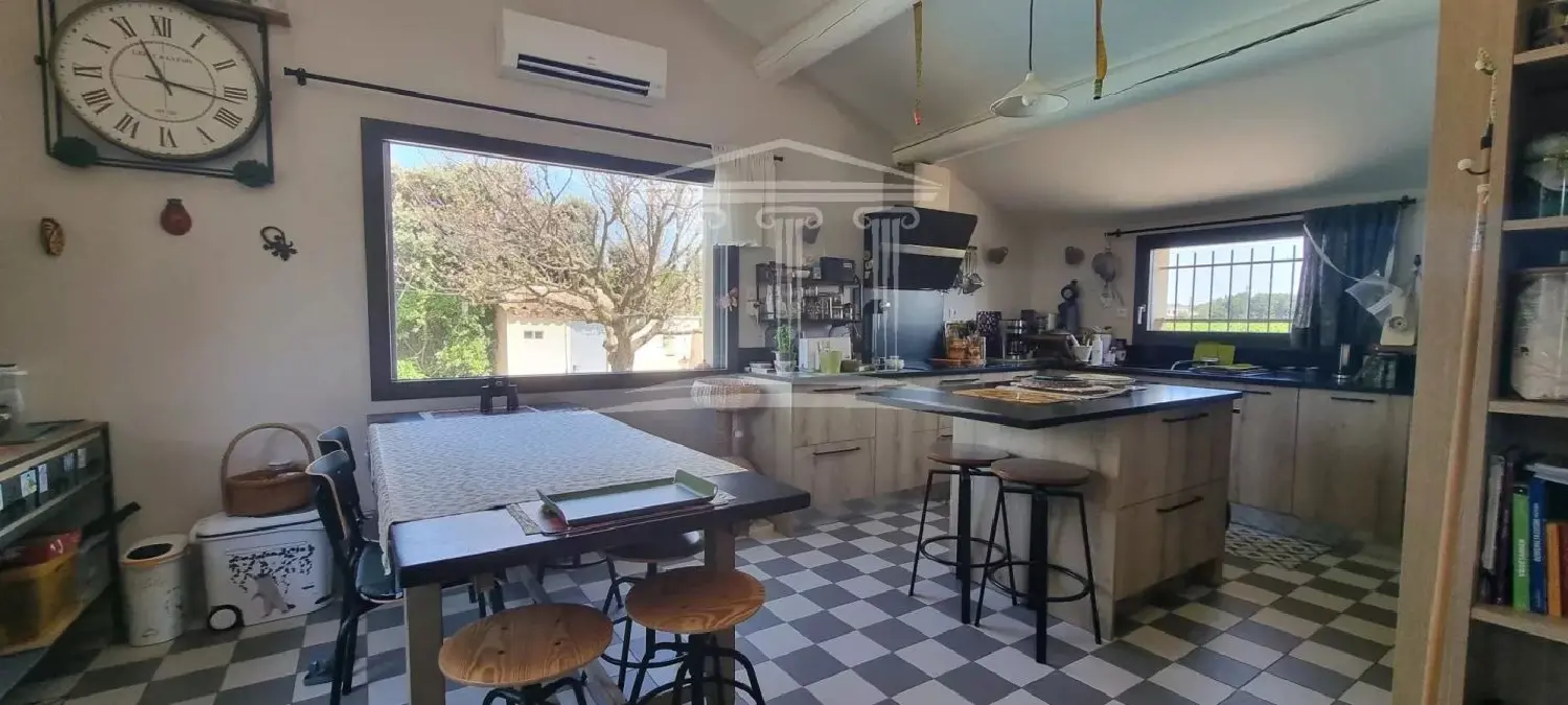  for sale house Sorgues Vaucluse 5