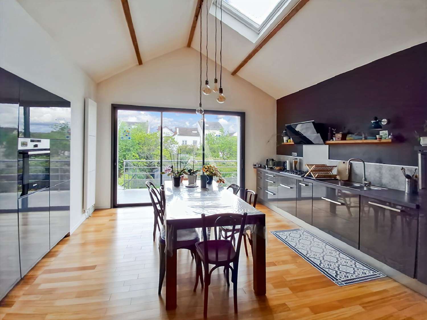  te koop huis Suresnes Hauts-de-Seine 1