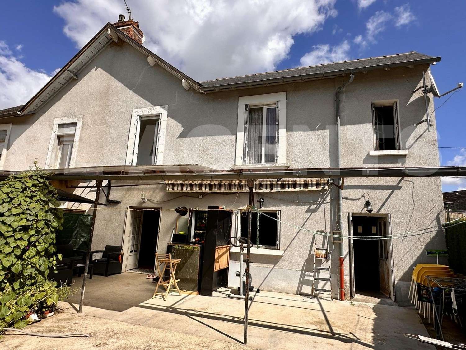  te koop huis Terrasson-Lavilledieu Dordogne 1