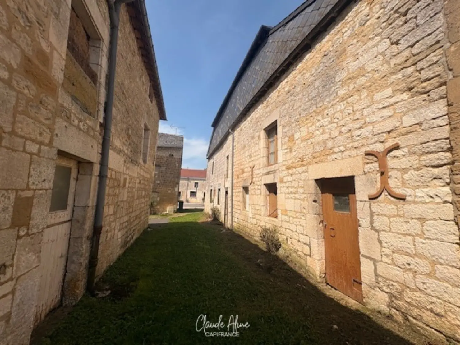  for sale house Thin-le-Moutier Ardennes 1