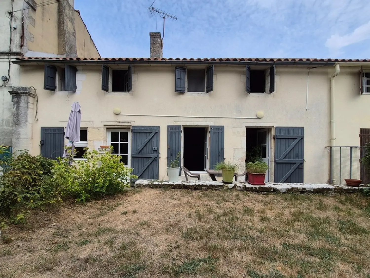 for sale house Tonnay-Charente Charente-Maritime 1