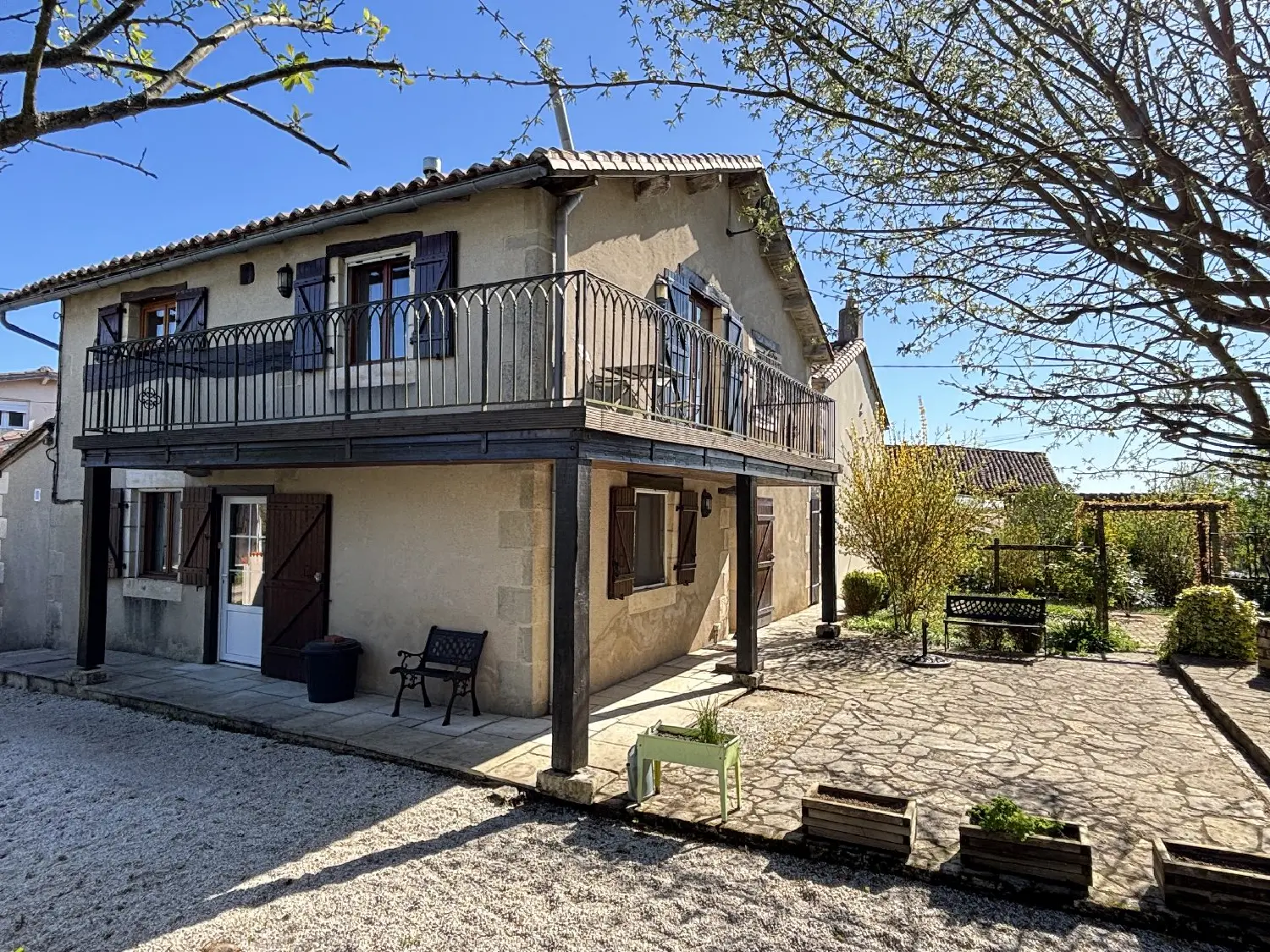  te koop huis Ventouse Charente 1