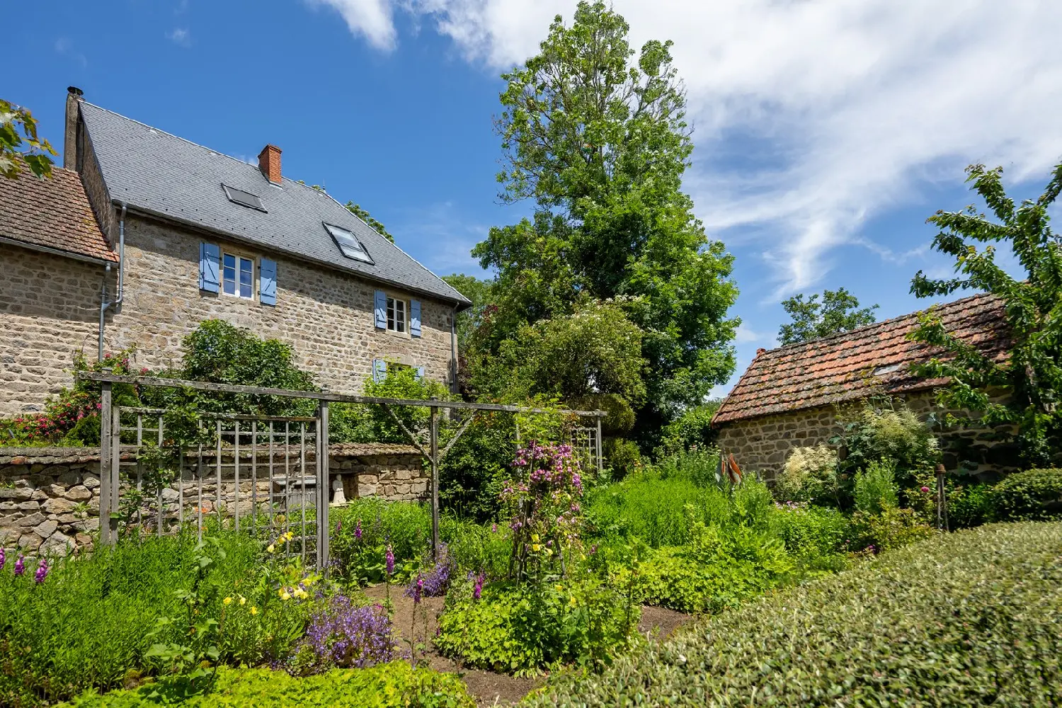  te koop huis Vergheas Puy-de-Dôme 2