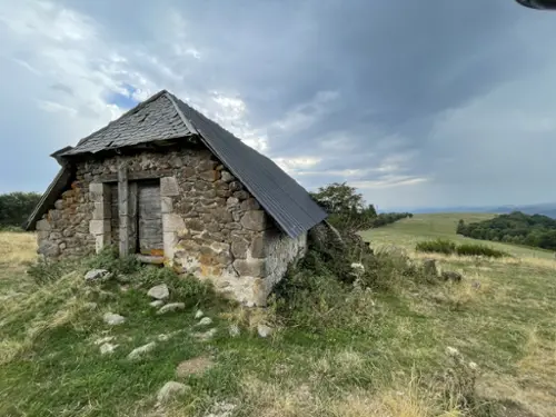 Vic-sur-Cère Cantal casa foto 7130280