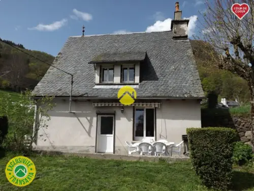 Vic-sur-Cère Cantal Haus Bild 7131512