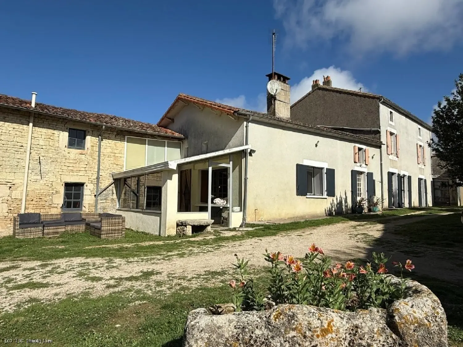  te koop huis Villefagnan Charente 3