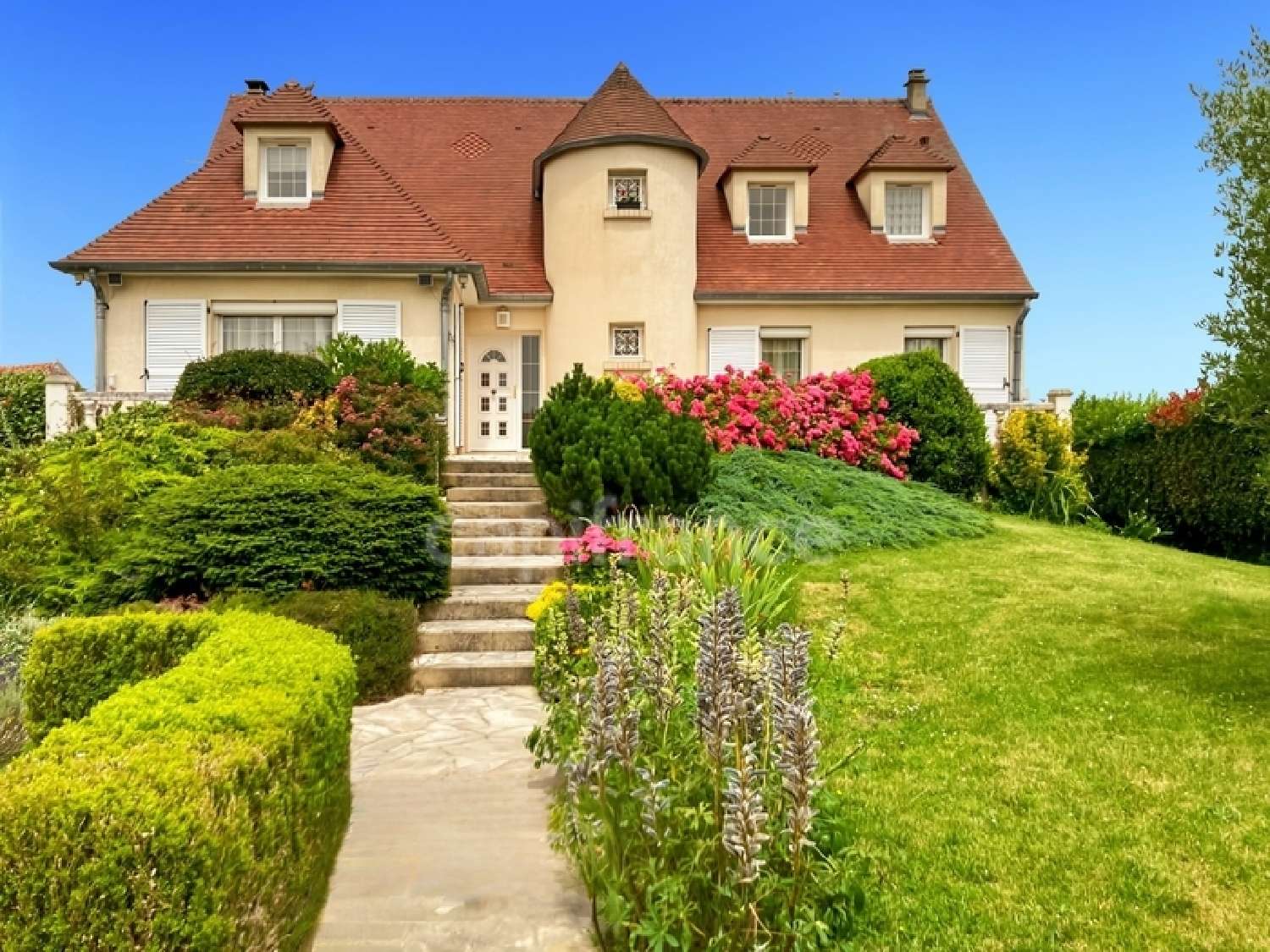  for sale house Villeneuve-le-Comte Seine-et-Marne 3