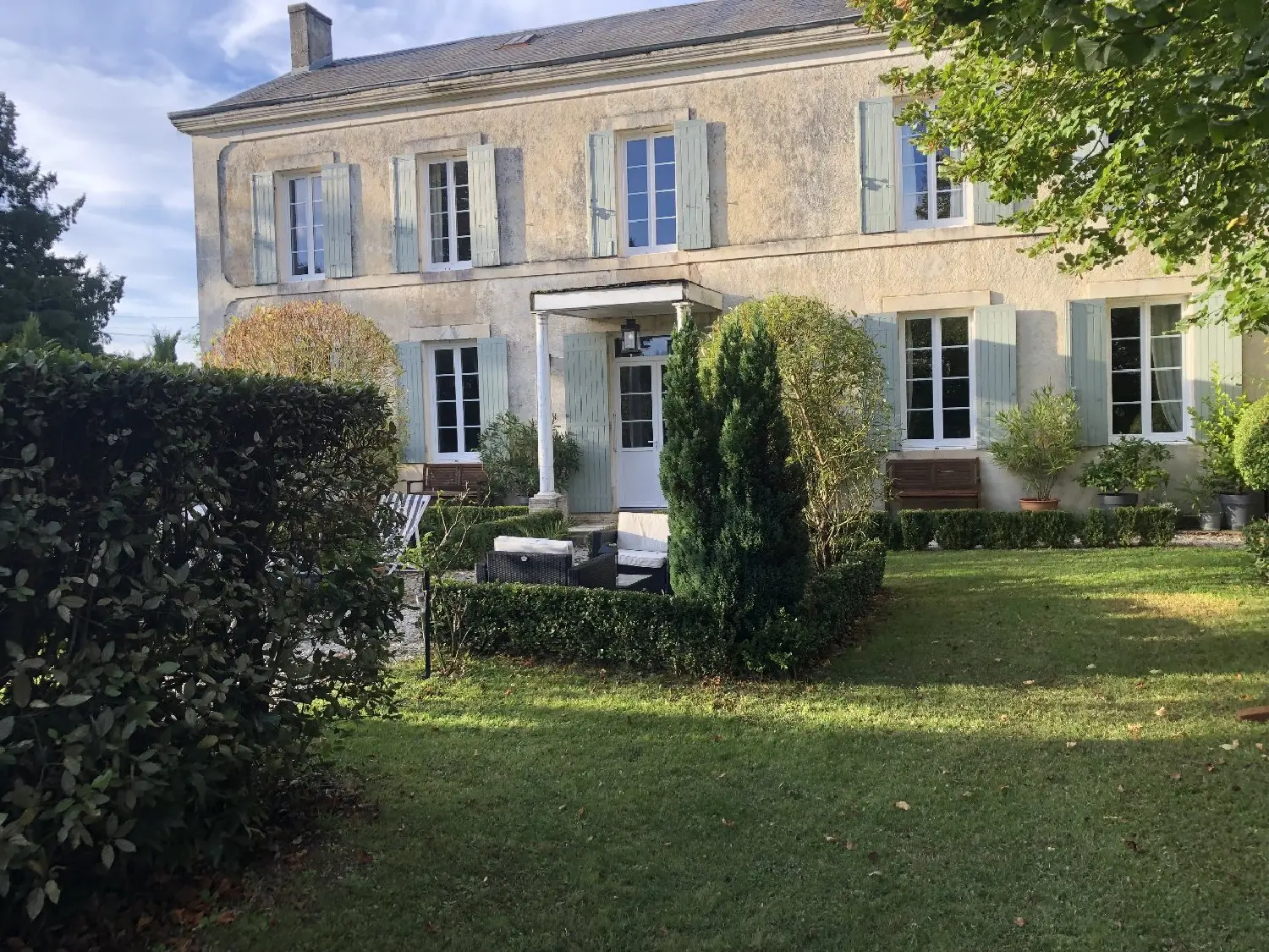  te koop herenhuis Asnières-la-Giraud Charente-Maritime 1