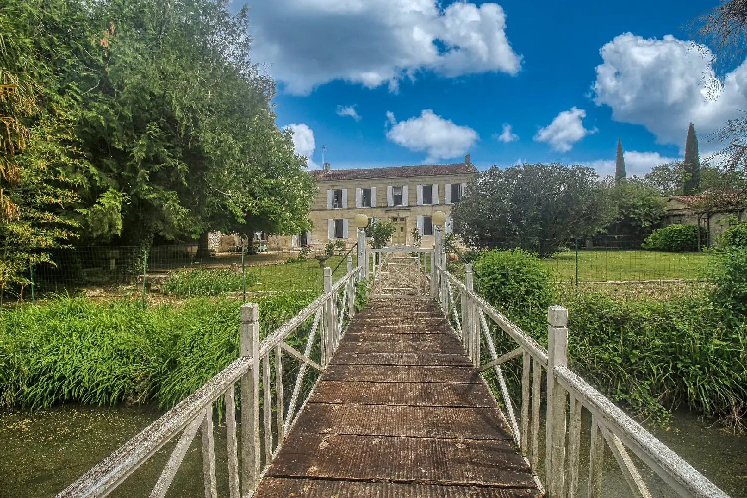  for sale mansion Courcerac Charente-Maritime 1
