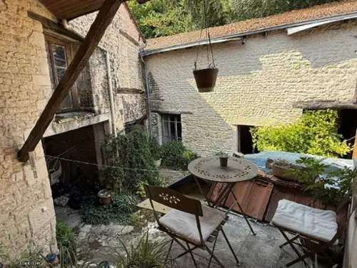 Ruffec Charente huis foto