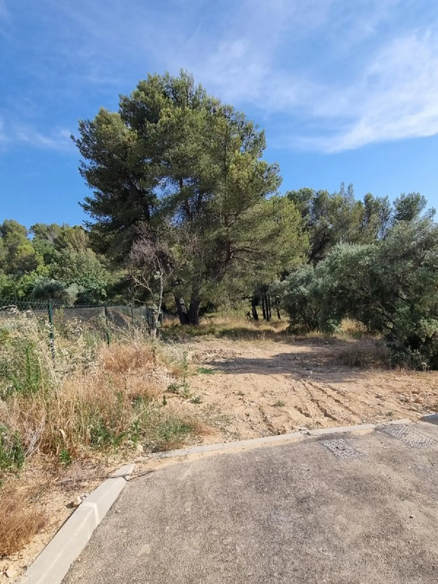  te koop terrein Aix-en-Provence Bouches-du-Rhône 2