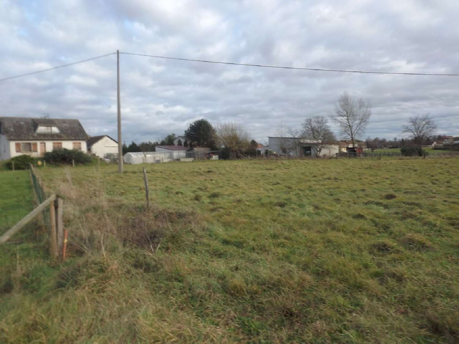 te koop terrein Baugy Oise 1