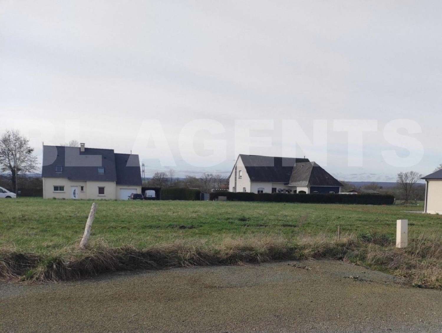  te koop terrein Commer Mayenne 1