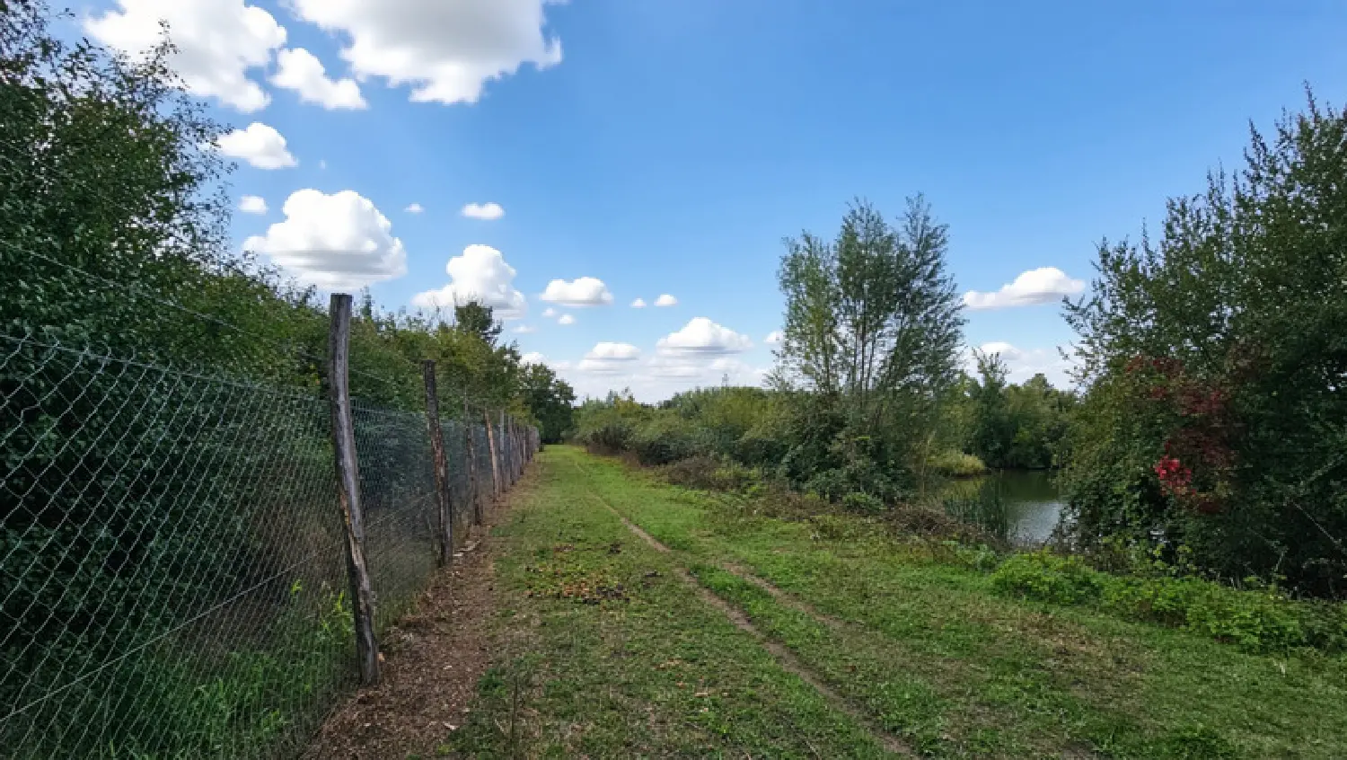  te koop terrein La Bruère-sur-Loir Sarthe 6