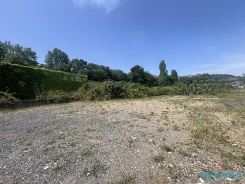 Les Olmes Rhône Grundstück Bild 7132132