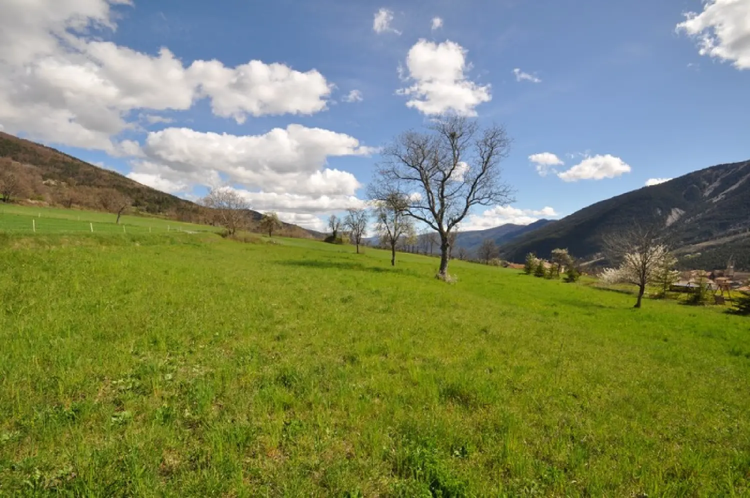  te koop terrein Méailles Alpes-de-Haute-Provence 1