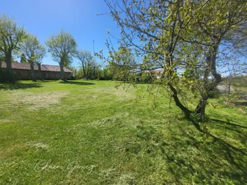 Pradère-les-Bourguets Haute-Garonne terrein foto 7129604