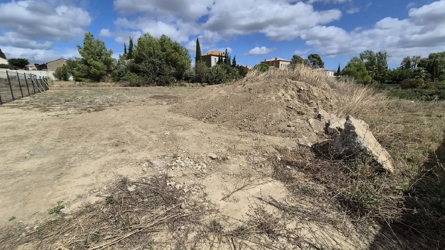  te koop terrein Siran Hérault 1