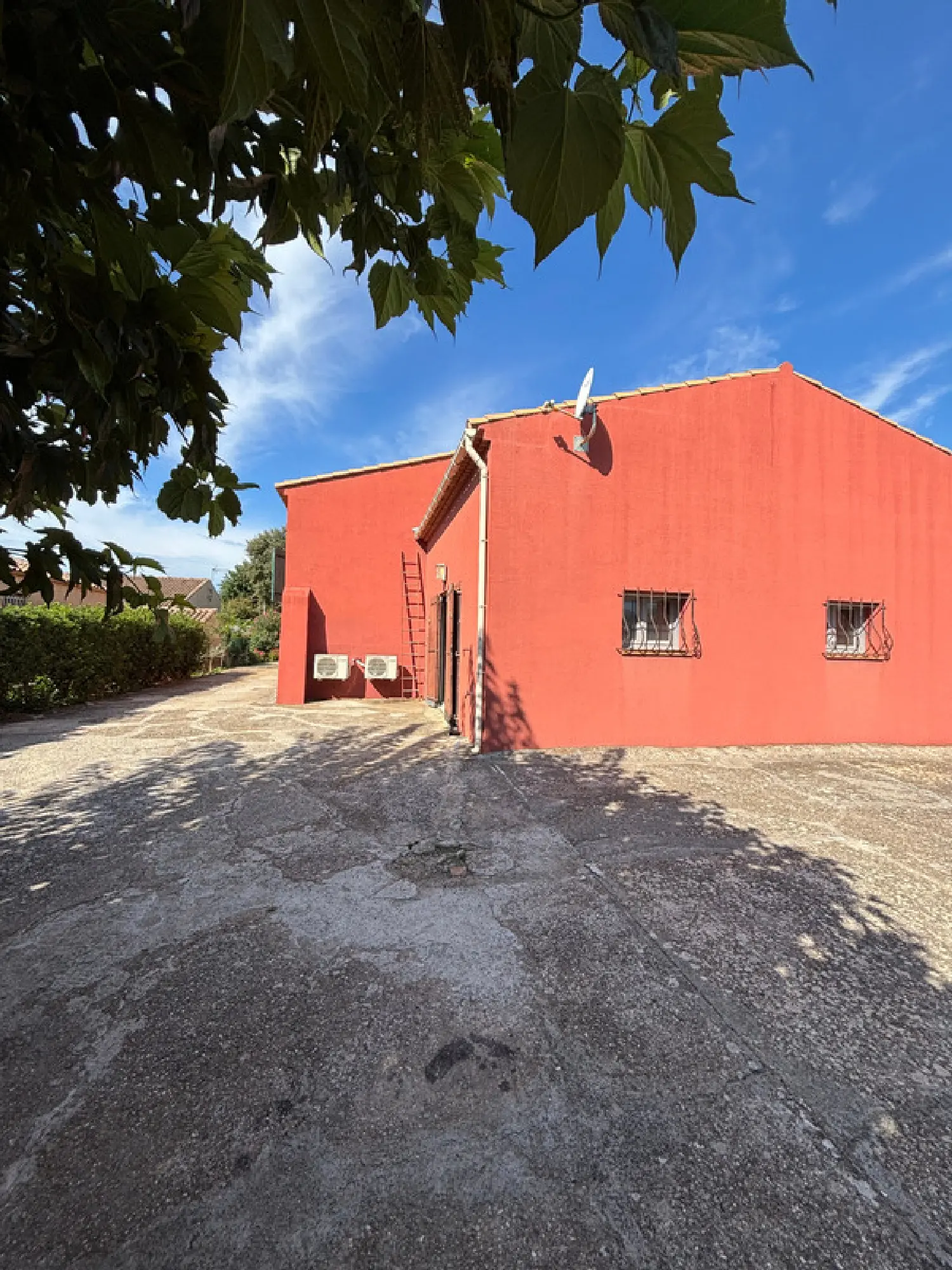  te koop terrein Valergues Hérault 1