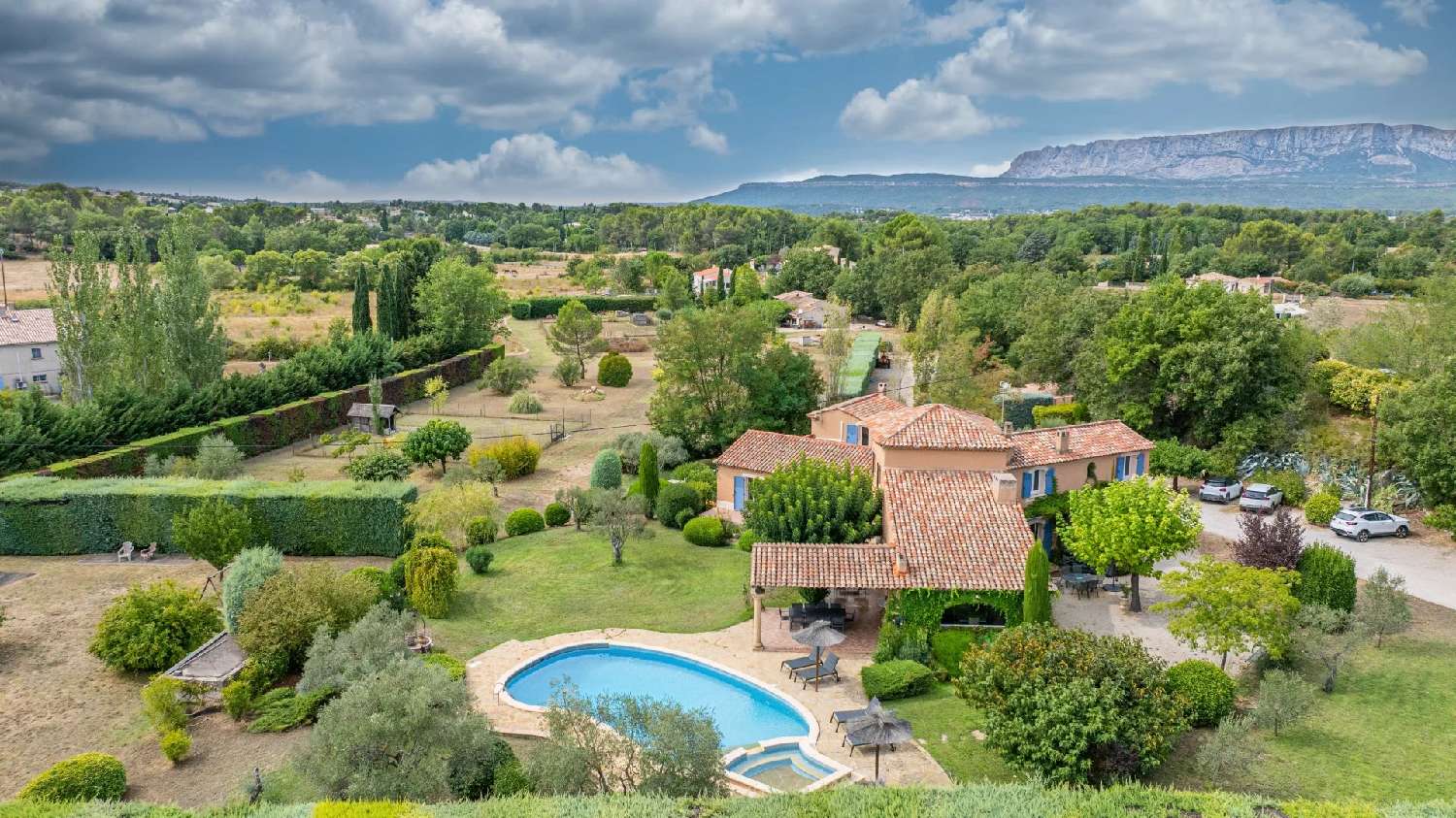  te koop villa Aix-en-Provence Bouches-du-Rhône 2