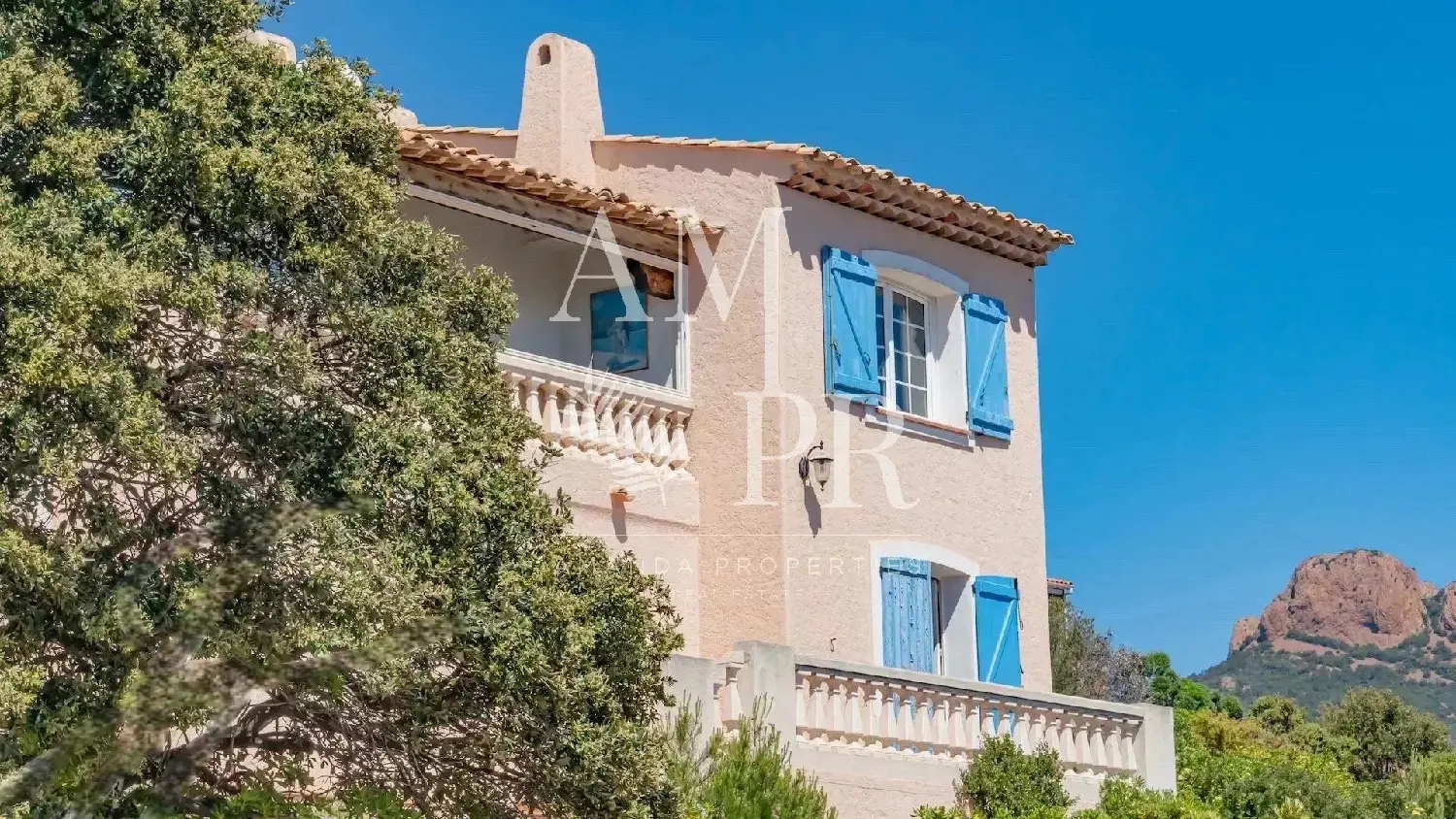 à vendre villa Anthéor Var 2