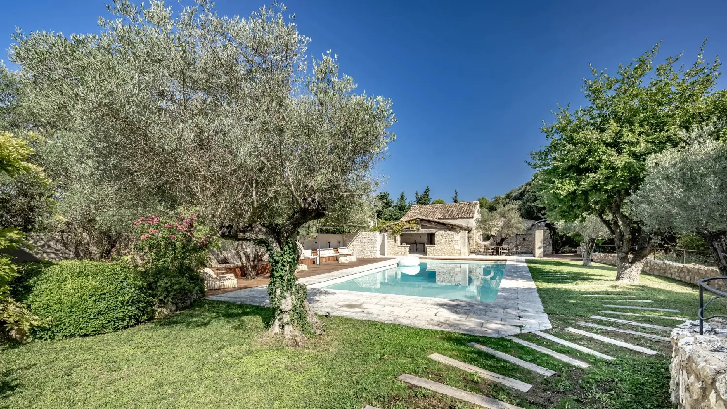  à vendre villa Eygalières Bouches-du-Rhône 4