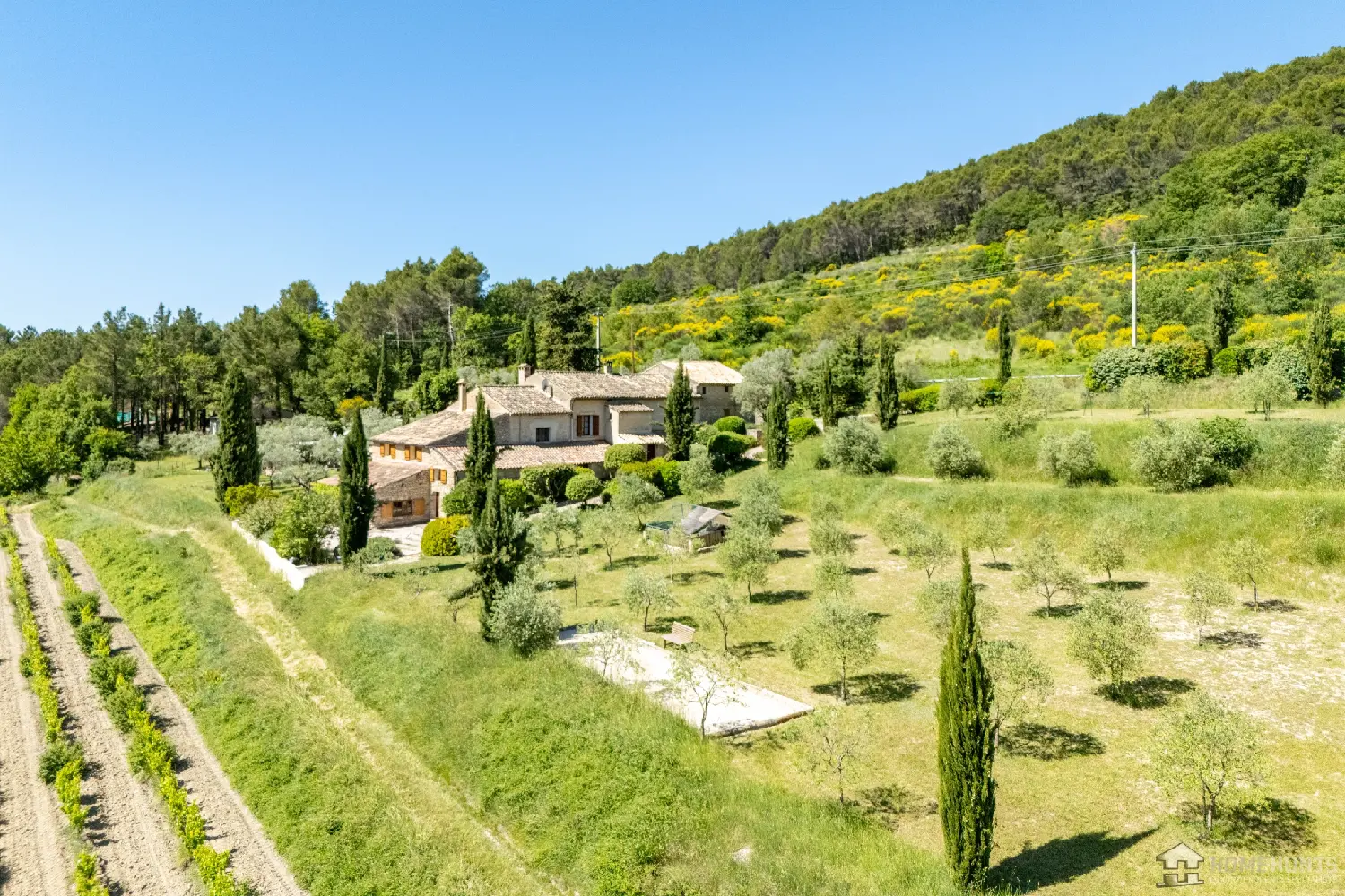  te koop villa Faucon Vaucluse 3