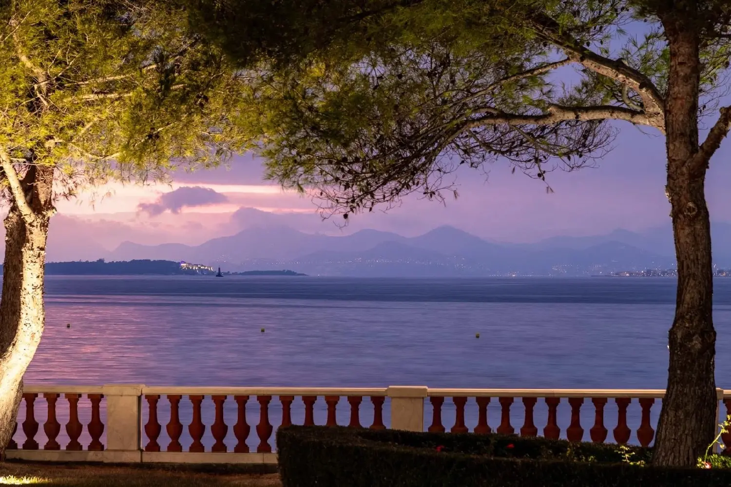  for sale villa Juan-les-Pins Alpes-Maritimes 2
